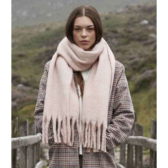 Beechfield  Fluffy Scarf