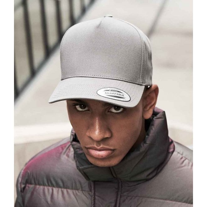 Flexfit  5 Panel Curved Classic Snapback Cap