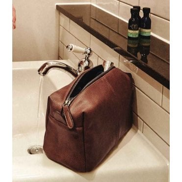 Quadra NuHide® Washbag